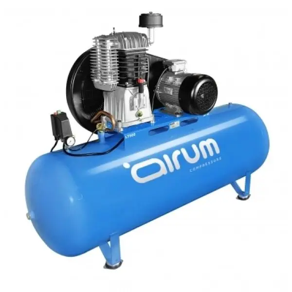 [N4NN701LEV133] COMPRESOR PISTON AIRUM 5,5 HP CALDERA 270L 550 L/MIN