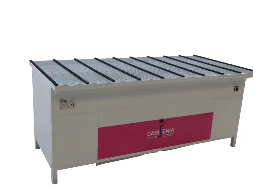 MESA DE LIJADO AUTOASPIRANTE  2 X 1 METROS